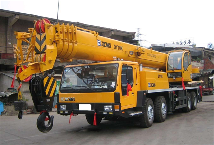 上高县吊车出租选择重点